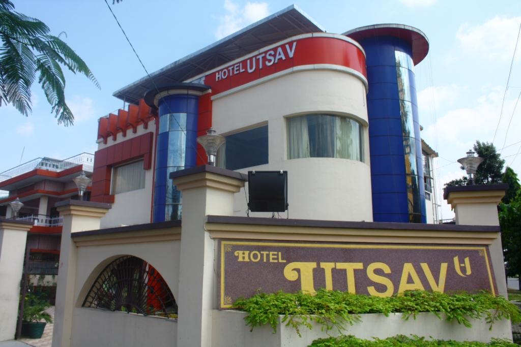 Hotel Utsav Dehradun Bagian luar foto