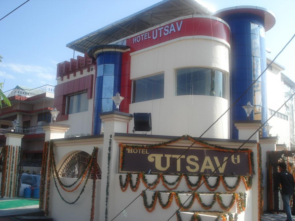 Hotel Utsav Dehradun Bagian luar foto