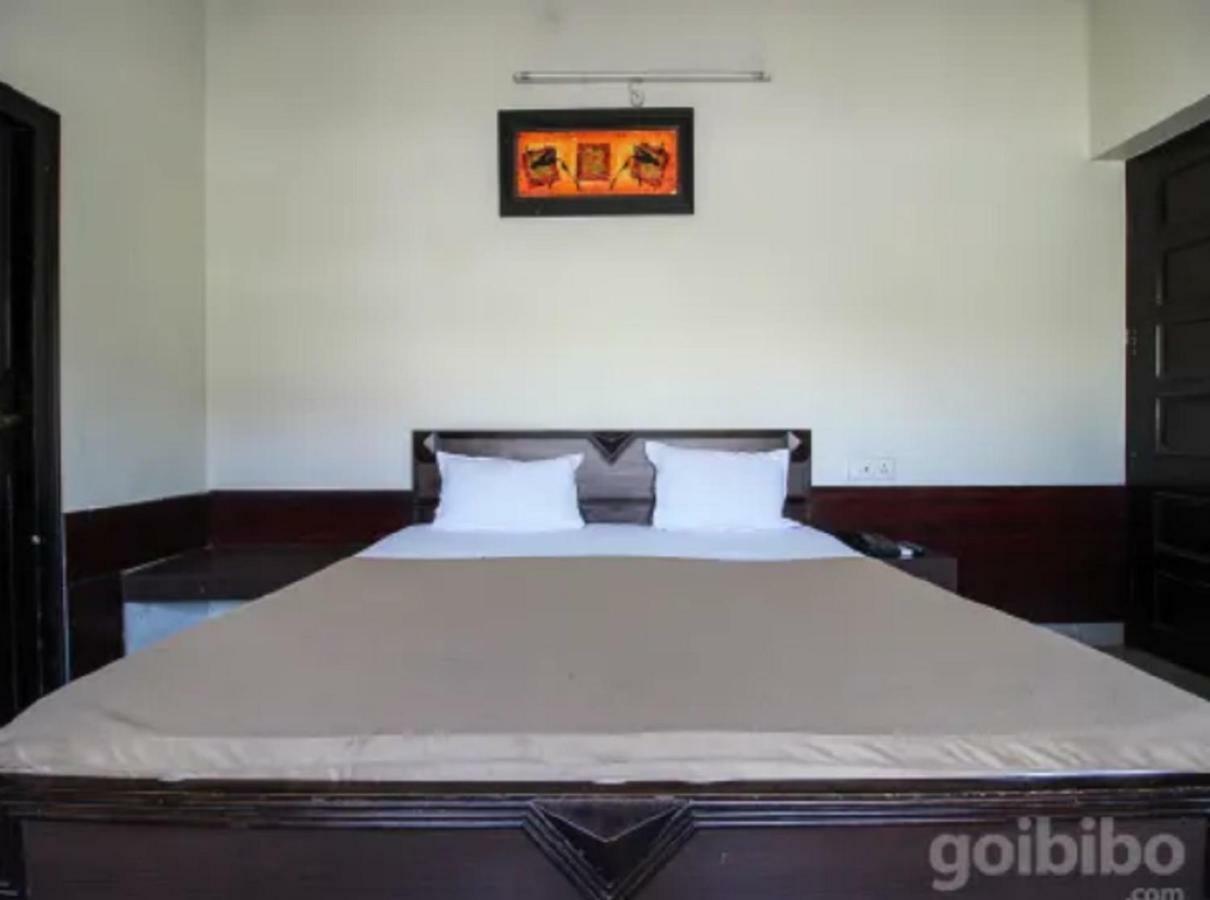 Hotel Utsav Dehradun Bagian luar foto